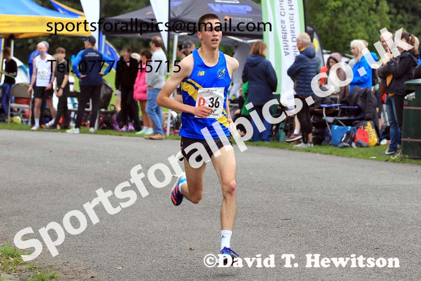 Senior mens Northern 6 Stage Relay, 2023 Northern 6 and 4 Stage Relays and Youngsters, Birkenhead Park, Wirral.  Photo: David T. Hewitson/Sports for All Pics